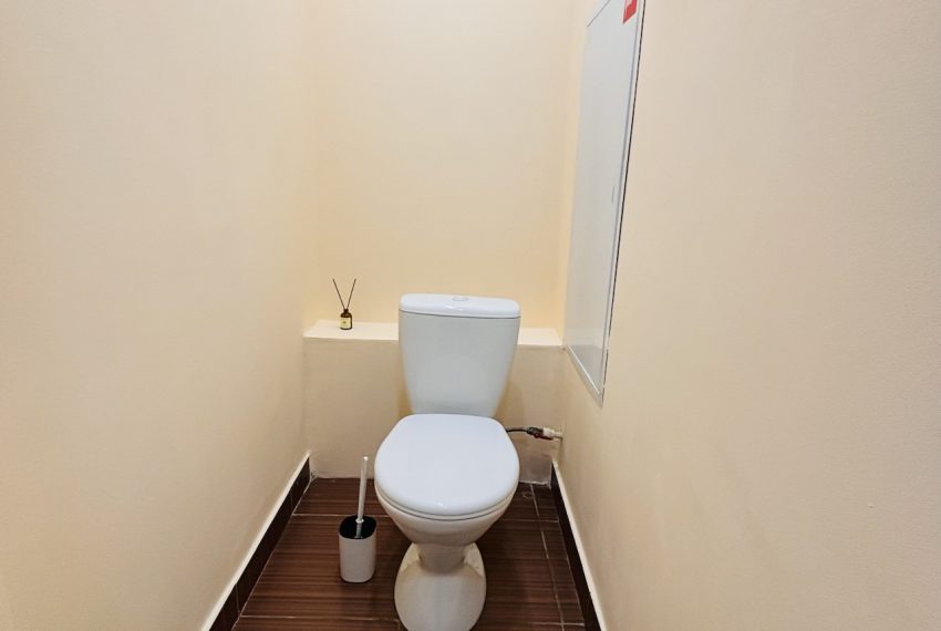 IMG_5123.HEIC_compressed